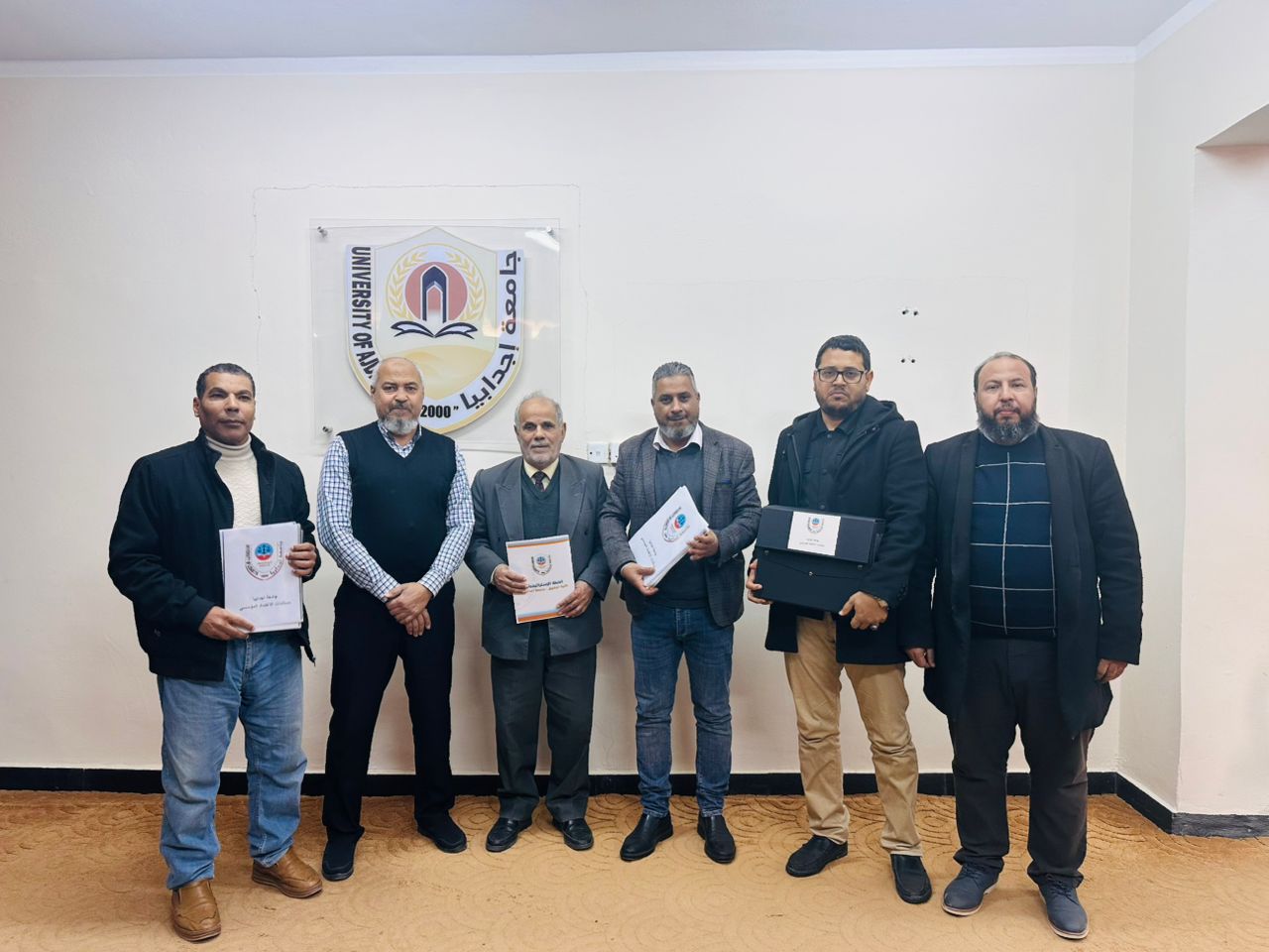 استلام مستندات طلب الاعتماد المؤسسي لكلية الحقوق